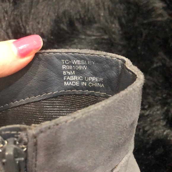 True craft Heeled fringe suede ankle boots - Picture 3 of 7